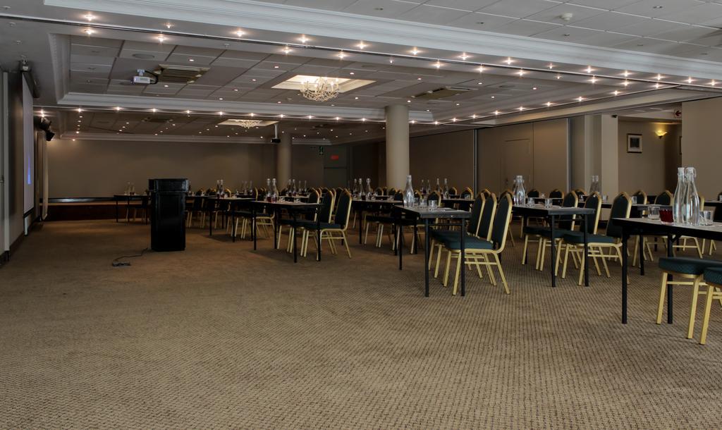Hotel Le Vendome Кейптаун Екстериор снимка The conference room